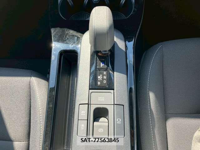 Toyota PRIUS 2023-03 7329492-6
