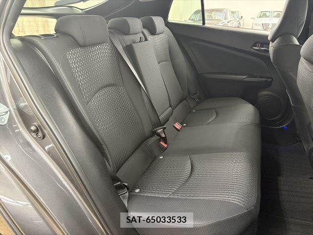 Toyota PRIUS 2016-06 7329512-9
