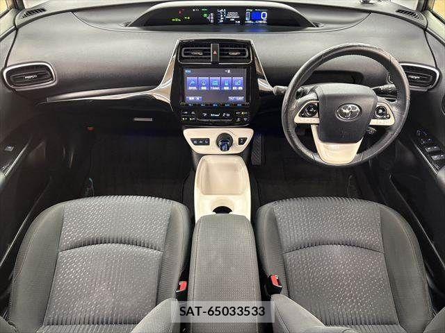 Toyota PRIUS 2016-06 7329512-2
