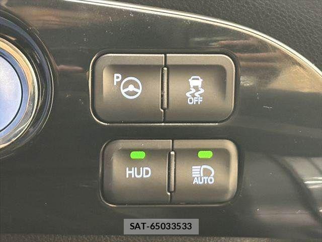 Toyota PRIUS 2016-06 7329512-5