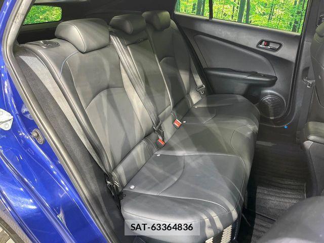 Toyota PRIUS 2016-08 7329499-10