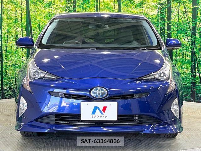 Toyota PRIUS 2016-08 7329499-14