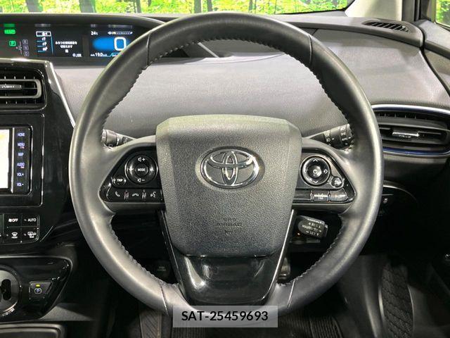 Toyota PRIUS 2019-09 7329491-11