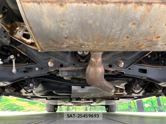 Toyota PRIUS 2019-09 7329491-19