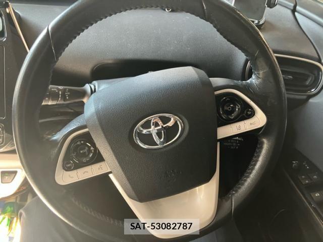 Toyota PRIUS 2016-03 7329516-14