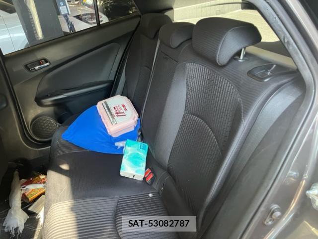 Toyota PRIUS 2016-03 7329516-21