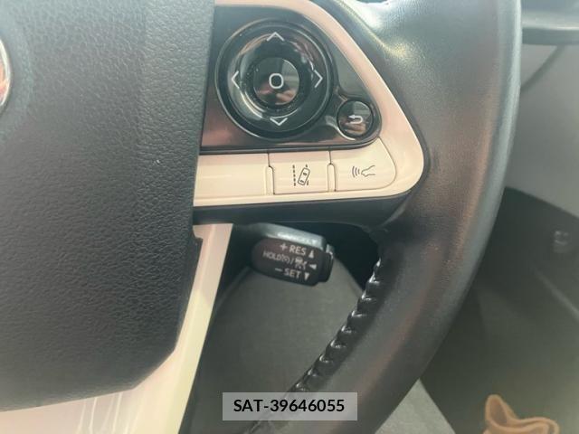 Toyota PRIUS 2016-05 7329500-17