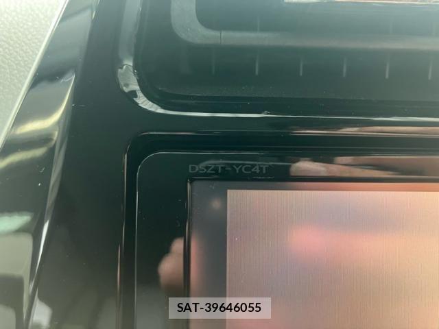 Toyota PRIUS 2016-05 7329500-24