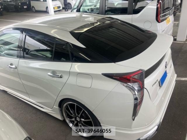 Toyota PRIUS 2016-05 7329500-5
