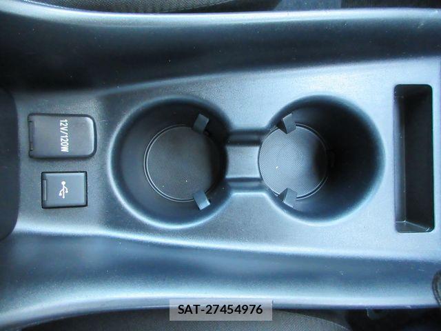 Toyota PRIUS 2023-01 7329511-10