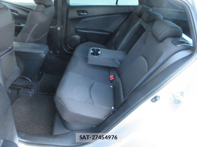 Toyota PRIUS 2023-01 7329511-13
