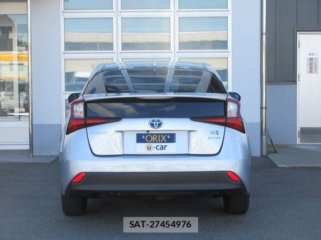 Toyota PRIUS 2023-01 7329511-24