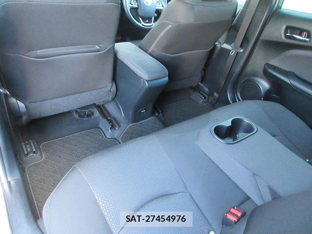 Toyota PRIUS 2023-01 7329511-28