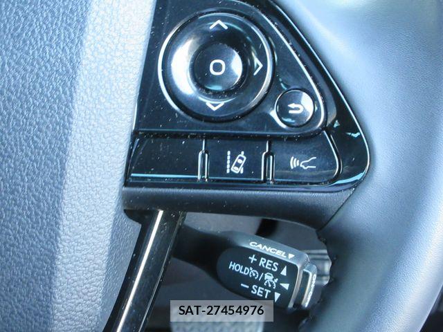 Toyota PRIUS 2023-01 7329511-4