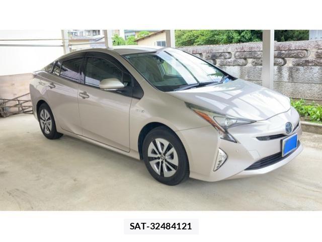 Toyota PRIUS 2016-03 7329519-0