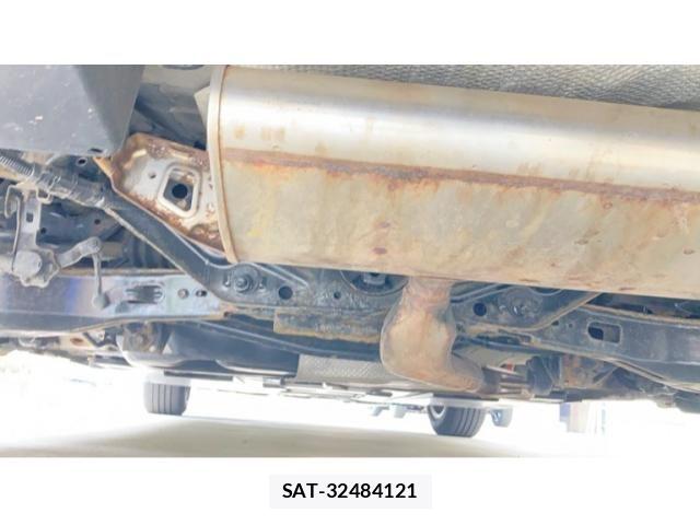 Toyota PRIUS 2016-03 7329519-11