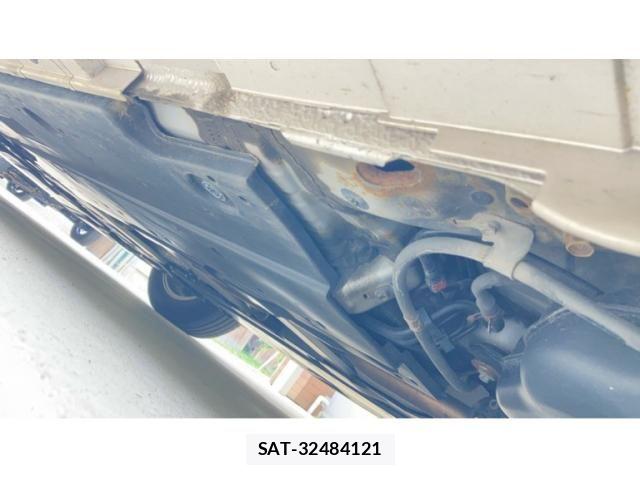 Toyota PRIUS 2016-03 7329519-12