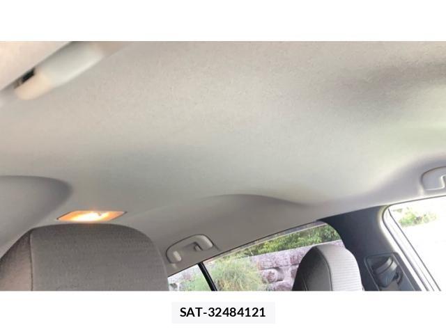 Toyota PRIUS 2016-03 7329519-14