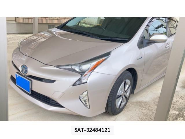 Toyota PRIUS 2016-03 7329519-2