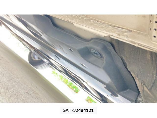 Toyota PRIUS 2016-03 7329519-6