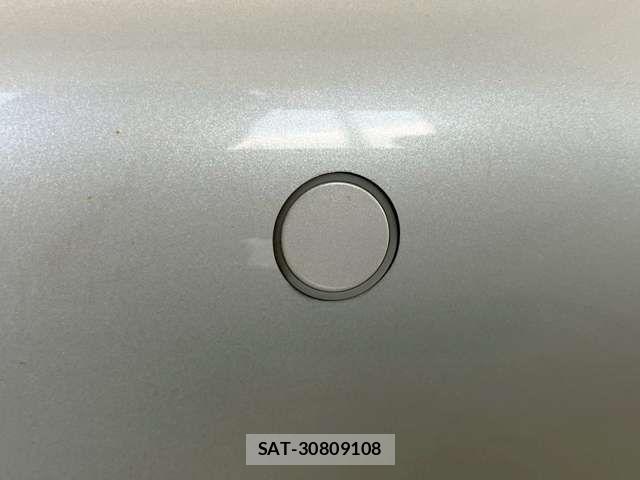 Toyota PRIUS 2023-03 7329489-9