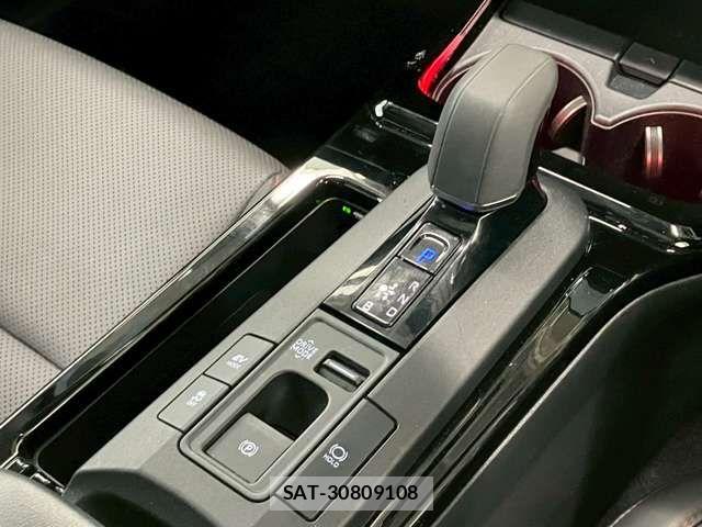 Toyota PRIUS 2023-03 7329489-10