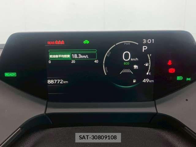 Toyota PRIUS 2023-03 7329489-12