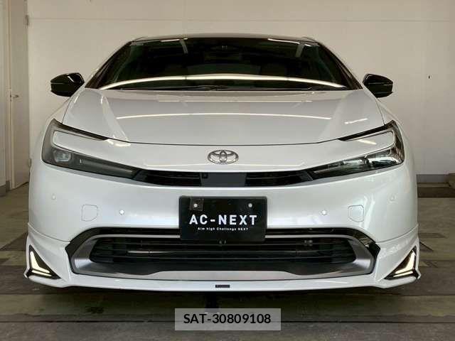 Toyota PRIUS 2023-03 7329489-16