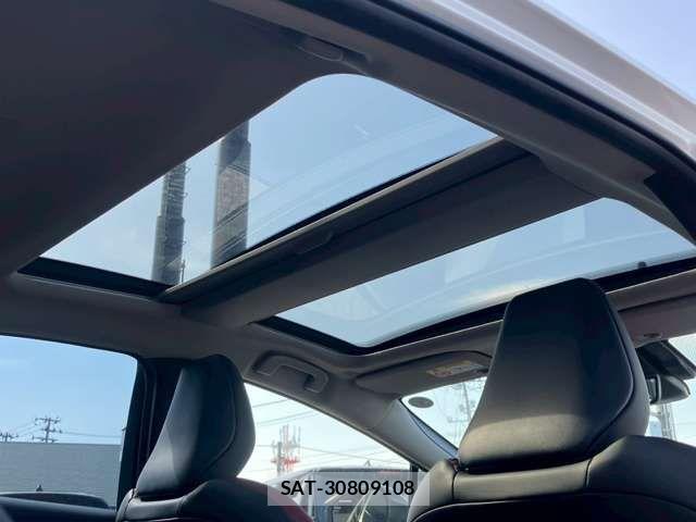 Toyota PRIUS 2023-03 7329489-1