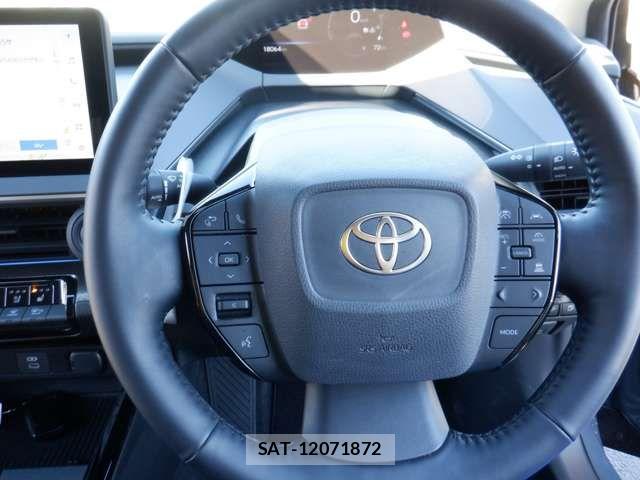 Toyota PRIUS 2023-05 7359404-14
