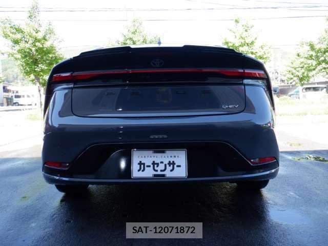 Toyota PRIUS 2023-05 7359404-7