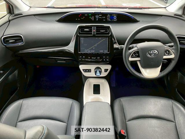 Toyota PRIUS 2016-01 7359413-9