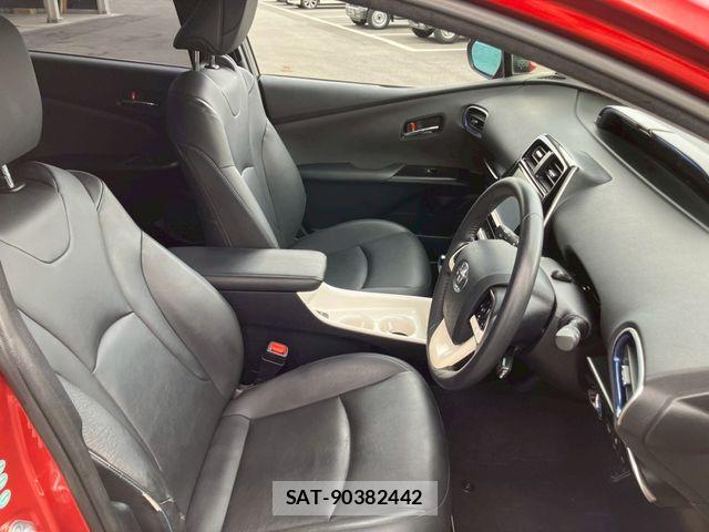 Toyota PRIUS 2016-01 7359413-10