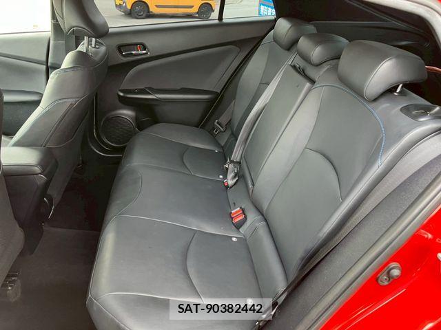 Toyota PRIUS 2016-01 7359413-13