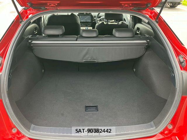 Toyota PRIUS 2016-01 7359413-14