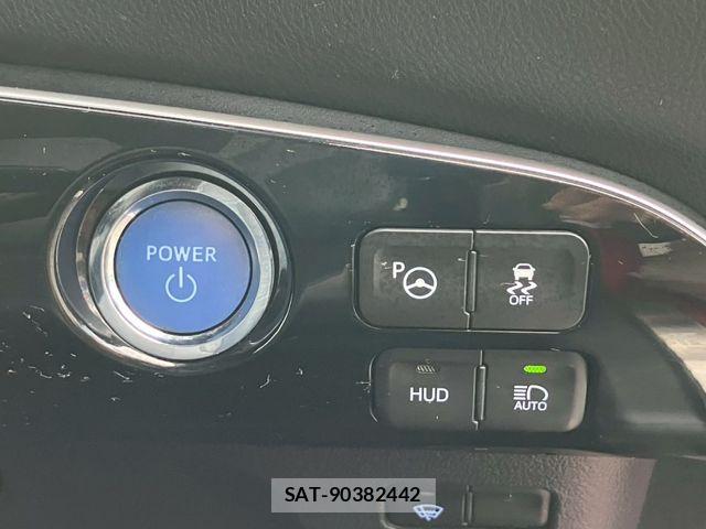 Toyota PRIUS 2016-01 7359413-20