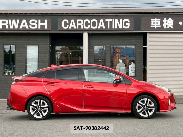 Toyota PRIUS 2016-01 7359413-3