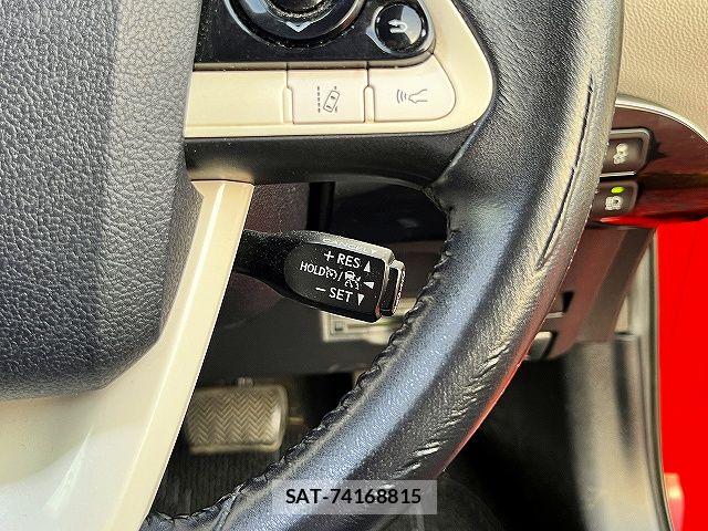 Toyota PRIUS 2016-05 7359409-16
