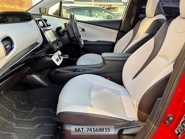 Toyota PRIUS 2016-05 7359409-18