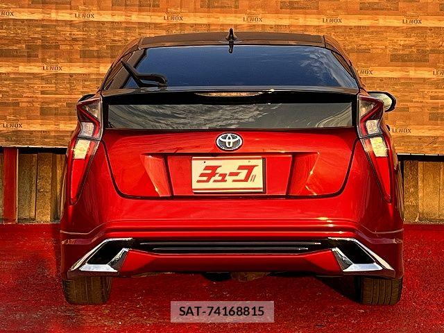 Toyota PRIUS 2016-05 7359409-22