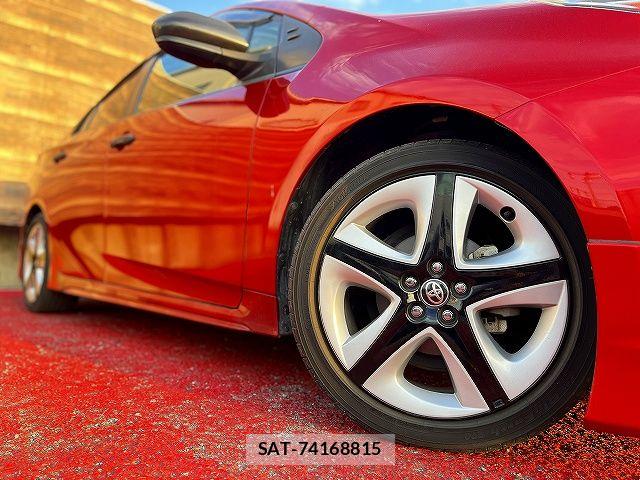 Toyota PRIUS 2016-05 7359409-26