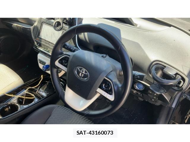 Toyota PRIUS 2018-02 7359406-10