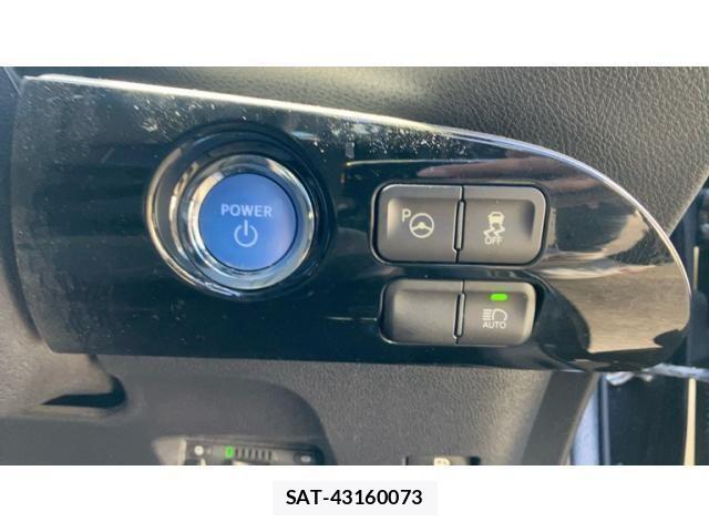 Toyota PRIUS 2018-02 7359406-12