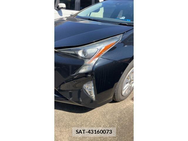 Toyota PRIUS 2018-02 7359406-7