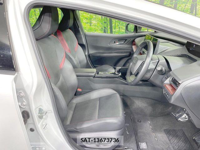 Toyota PRIUS 2023-04 7393678-8