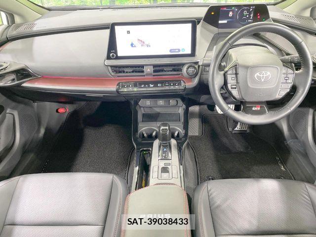 Toyota PRIUS 2023-06 7393674-1