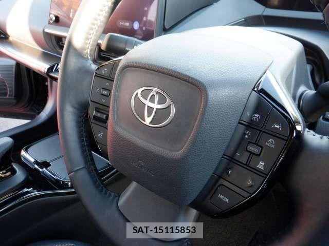 Toyota PRIUS 2023-06 7393673-12