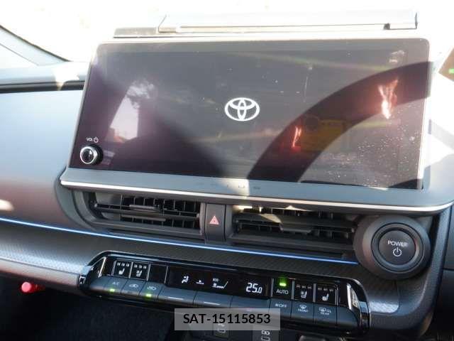 Toyota PRIUS 2023-06 7393673-13