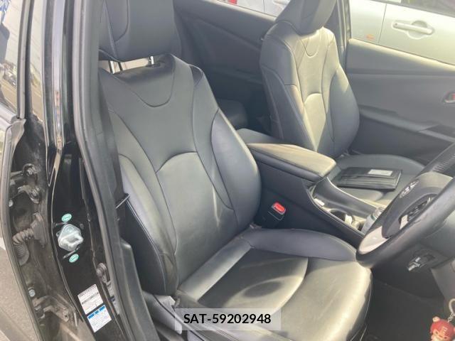 Toyota PRIUS 2016-07 7457002-10