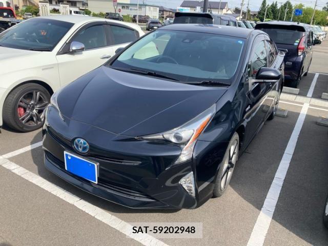 Toyota PRIUS 2016-07 7457002-1